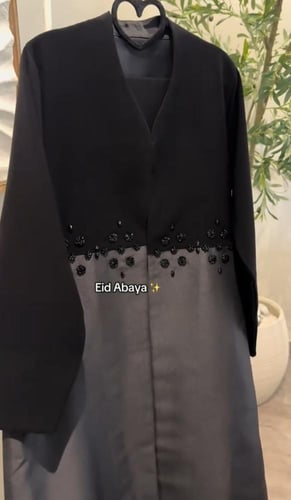 عباية بلاك ، شك خرز ،سواد فاحم تفته + كريب ملكي