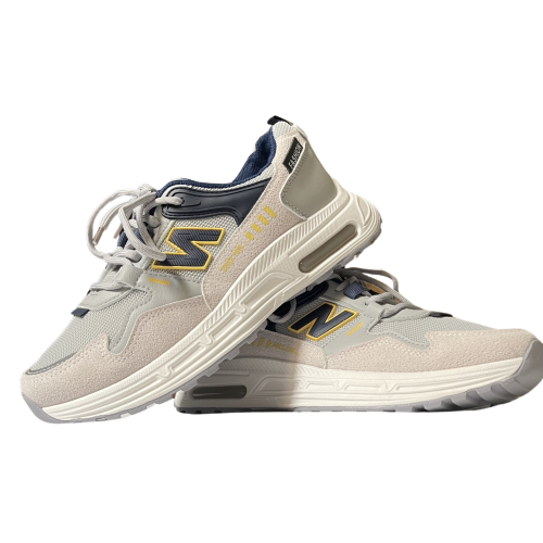 حذاء سبورت رجالي