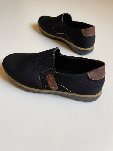 حذاء رسمي سهل الارتداء اسود مع بني