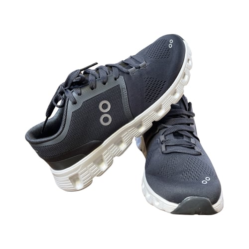 حذاء سبورت رمادي