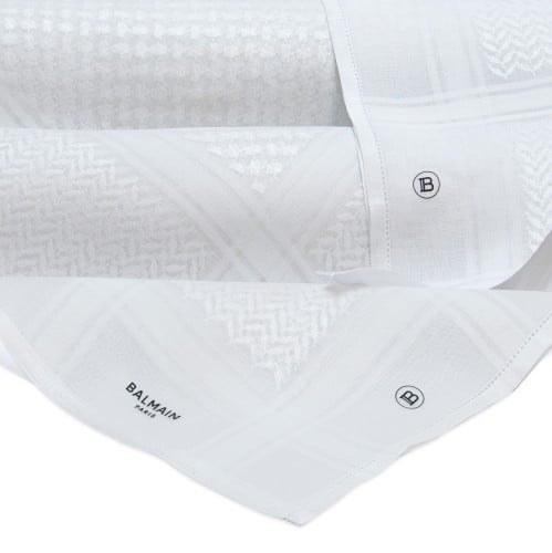 شماغ بالمان أبيض