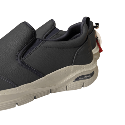 حذاء من WATERPOLO كحلي