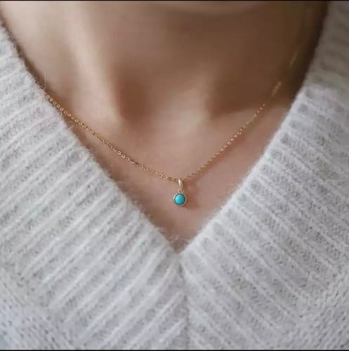 بوكس ورد مميز مع قلادة