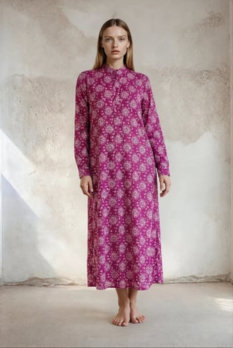 جلابية قطن مطرز