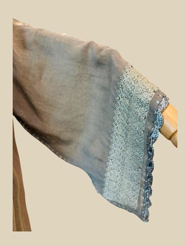 بشت نسائي لينن نجفي