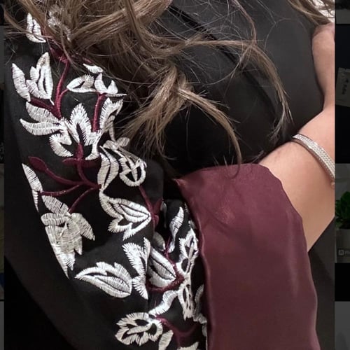 عباية الانيقة مزينة من الاطراف