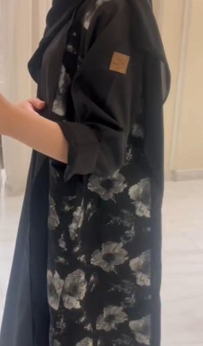 عبايه عمليه بكلفه الورده