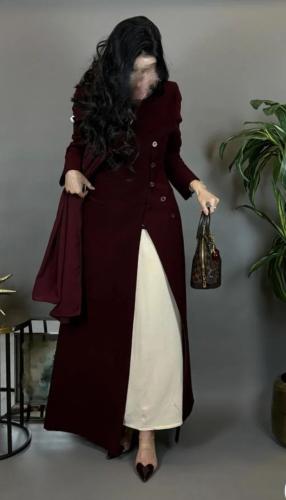 عبايه بليزر بقماش ناعم مع طرحه من نفس اللون