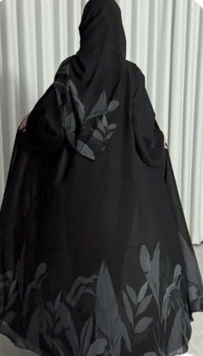 عبايه شيفون مع رسمات علي نفس الطرحه