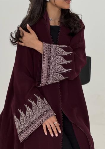 عبايه كريب إندونيسي بكم تطريز مع طرحه تطريز