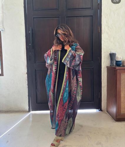 عبايه صيفيه ملونه