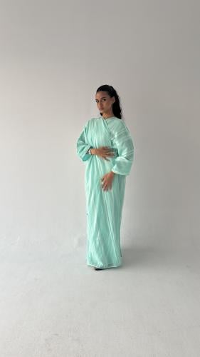 Abaya half Beshat and the type of fabric Boual padded with laser