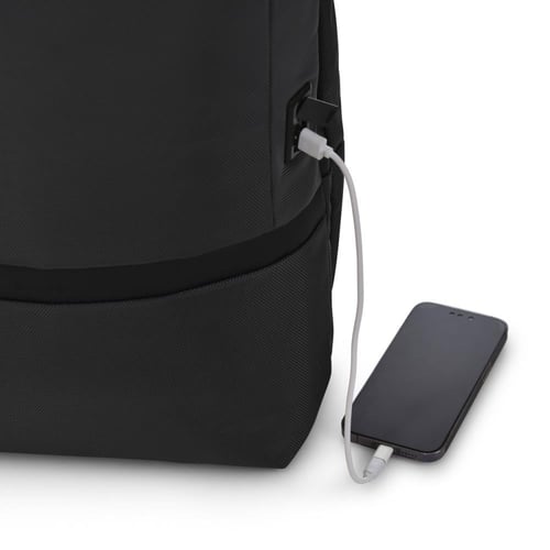 شنطة ظهر من ماجلان