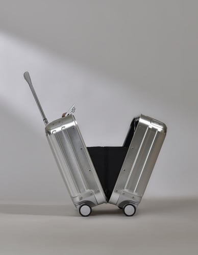 شنطة سفر من ماجلان مقاس 18