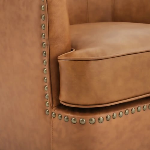 كرسي بذراعين جلد وخشب سويدي – 80×71×81 سم