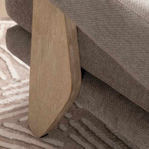 كرسي كتان بذراعين وخشب سويدي - 76x95x83 سم