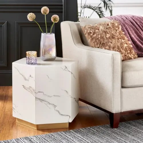 طاولة جانبية رخام وقاعدة ستيل - ذهبي وأبيض - 40x40...