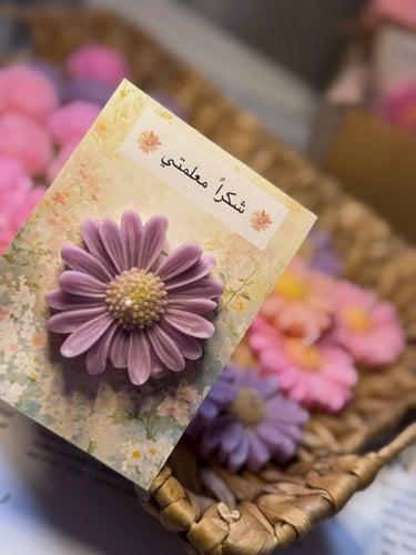 ١٢ شموع معطره يوم المعلم