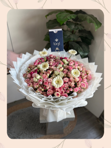 باقة مكس بيبي روز