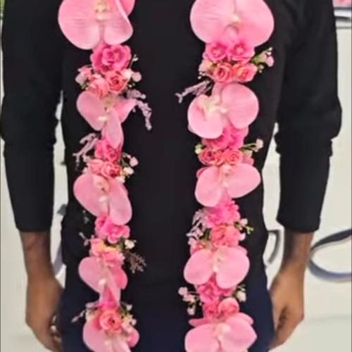 عقد تخرج حسب طلب تفاصيل وتس 2025