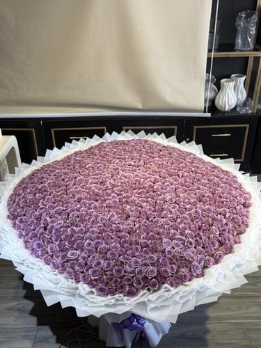 باقة الجوري الموف . 1000 ورده