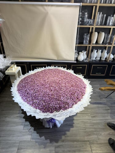 باقة الجوري الموف . 1000 ورده