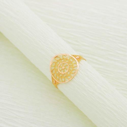 خاتم ذهب صافي عيار 21 ، الوزن ( 1 ) جرام تقريباً