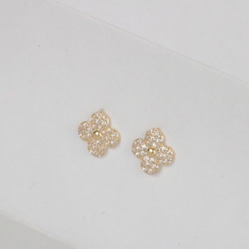 حلق ذهب عيار 18 تصميم ألماس , وزن الذهب ( 0.7 ) جر...