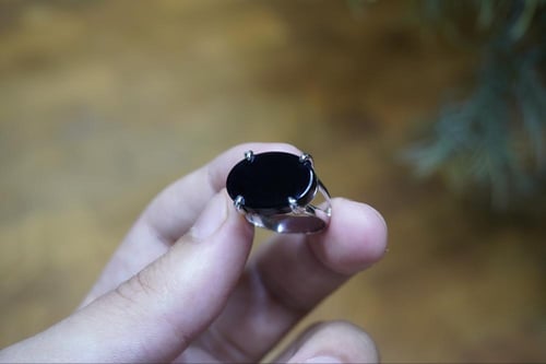 خاتم ملكي مخالب فضة عيار 925 - اسود