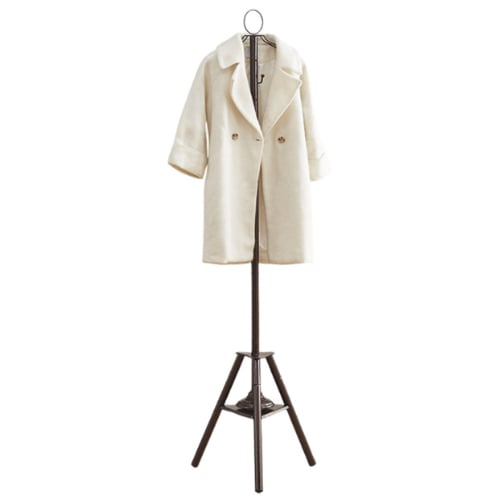 مبخرة وعلاقة ملابس بتصميم عصري وأنيق