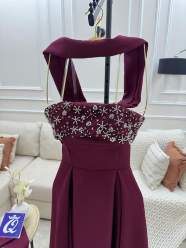 فستان سهره عودي دبل كلوش مع شال