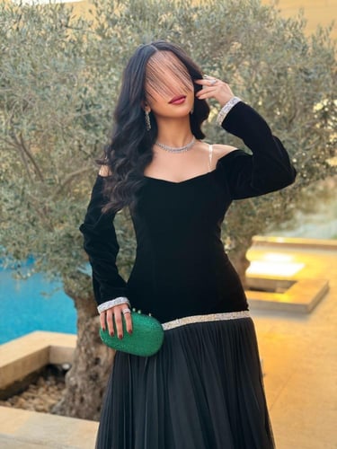 فستان سهره اسود باكمام