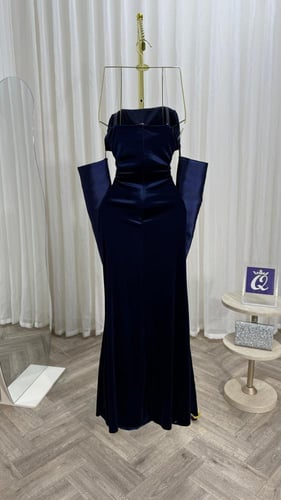 فستان مخمل ناعم باكمام