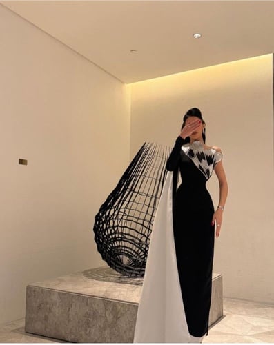 فستان سهره اسود بذيل