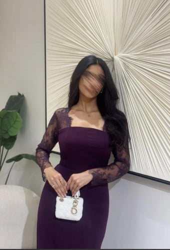 دانتيل بنفسجي