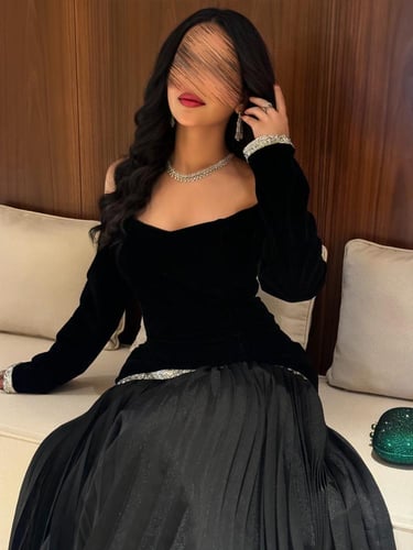 فستان سهره اسود باكمام