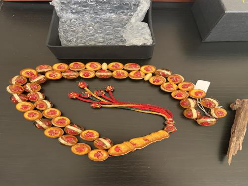 مسباح كهرمان ابو وردة