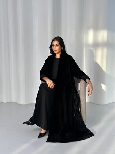 عبايه مخمل كوري مع شيفون مخمل