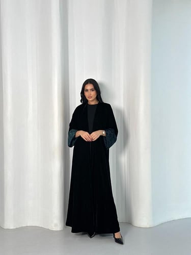 عبايه مخمل كوري مع شيفون مخمل