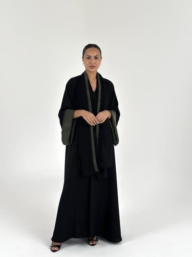 عبايه كريب الاكمام حرير ياباني