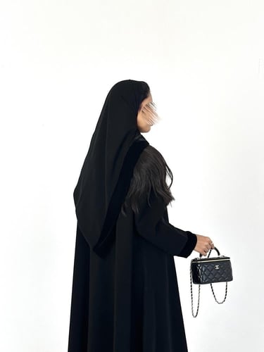 عبايه كريب سراميك مع مخمل