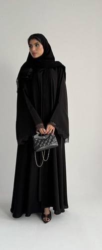 كريب كوري مع دانتيل