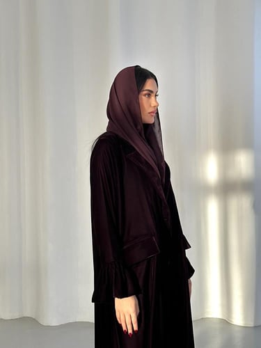 عبايه مخمل كوري