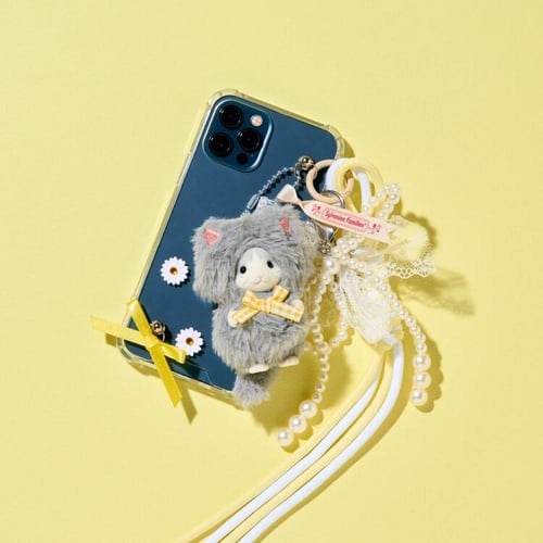 سلفانيان فاميليز ميدالية القط برداء القط | [Sylvan...