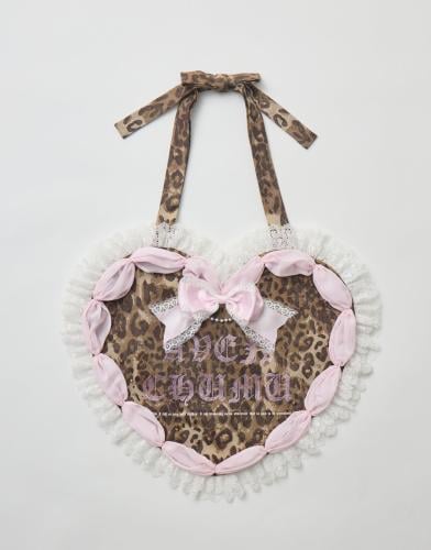 حقيبة أفينتشومو على شكل قلب بطبعة الليبورد | Avenc...