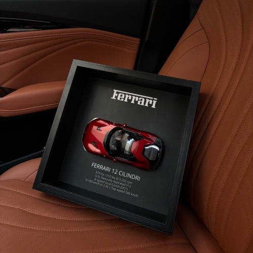 FERRARI 12 CILINDERI (RED)