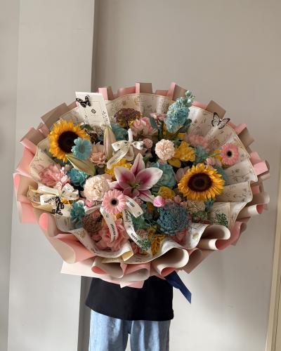 Royal Bloom Symphony