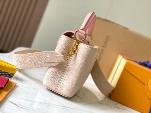 شنطة لويس فيتون ماستر زهري