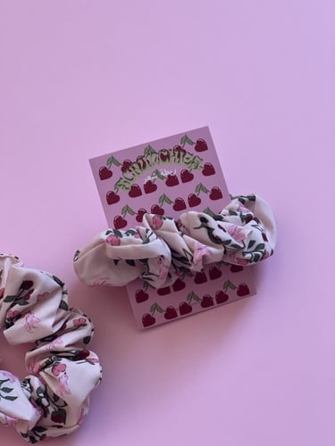 ربطة شعر عصافير