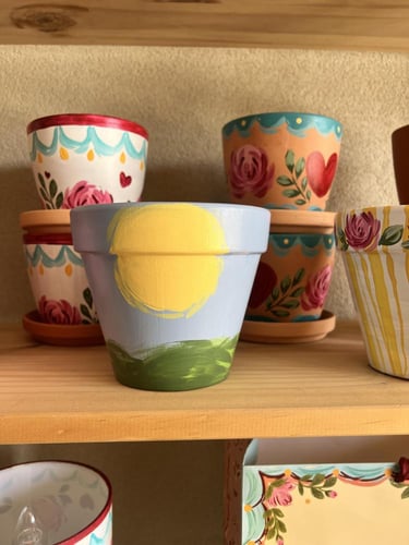 تجربة الرسم على الفخار بيت الثقافة